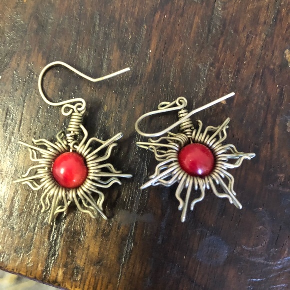 Jewelry - Picture 1 of 2